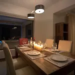Vilă Alav Pool Afantou