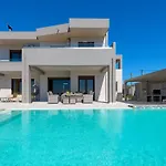 Alav Pool Vilă Afantou