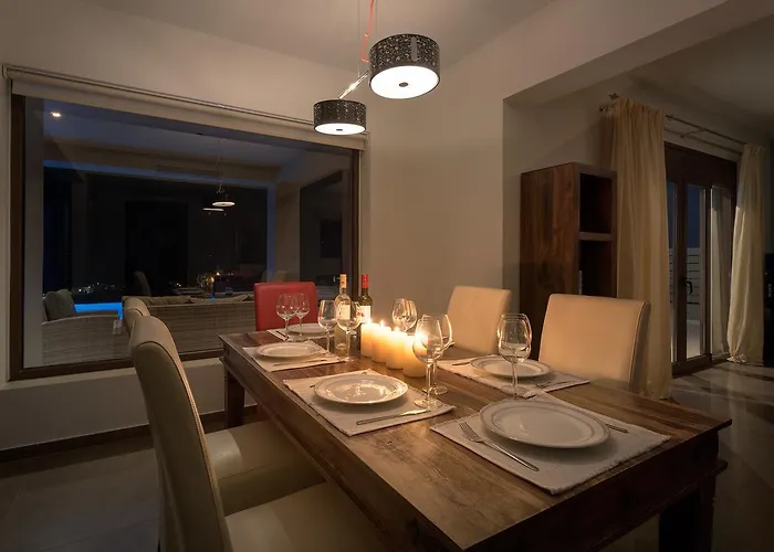 Willa Alav Pool Afandu